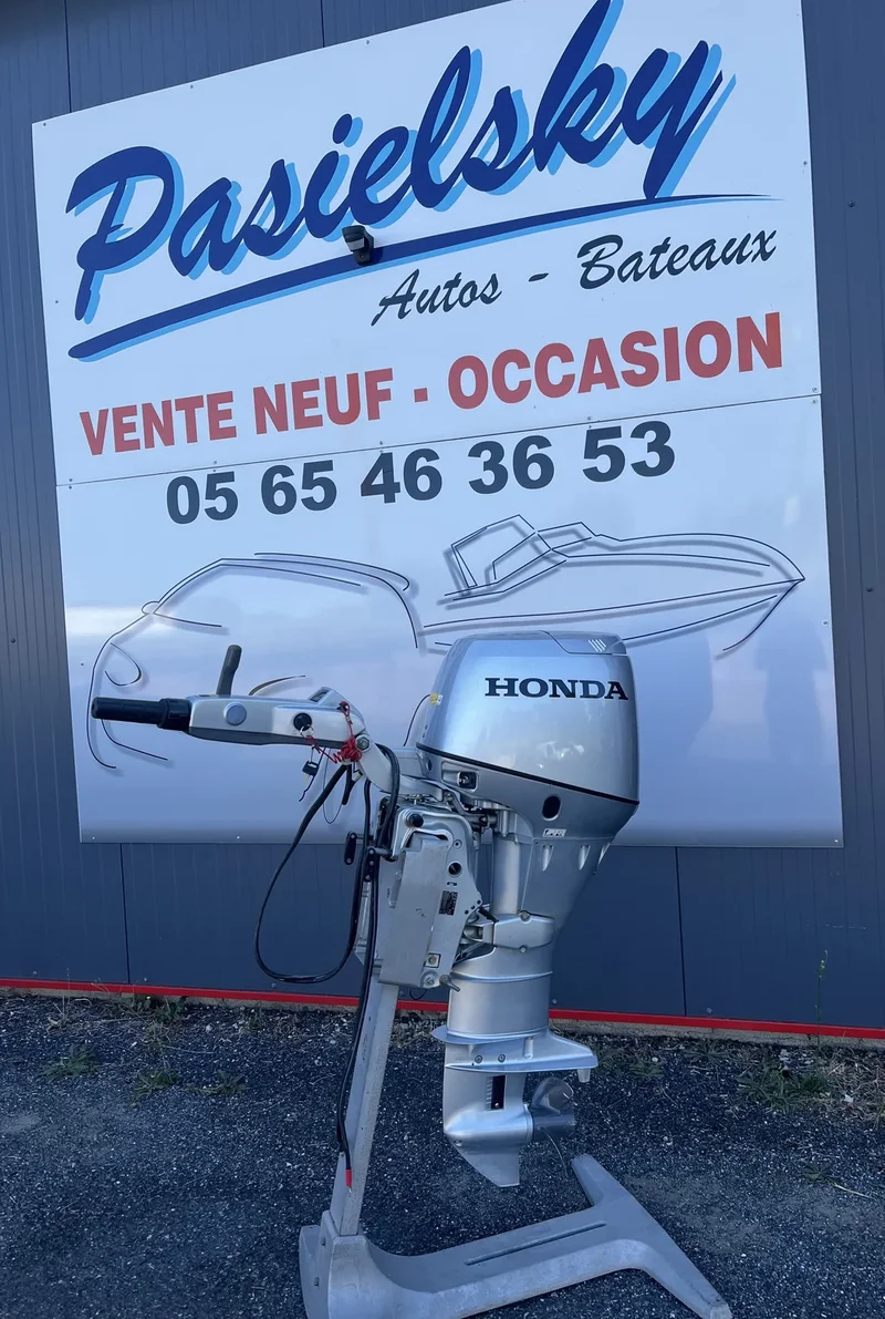 Honda BF 30cv arbre long , barre franche, démarreur électrique