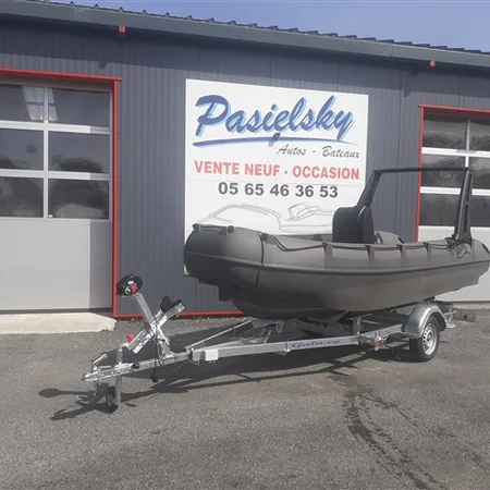 Vente et locations bateaux de plaisance, barques de pêche, Bass-Boat, lac de Pareloup, Aveyron