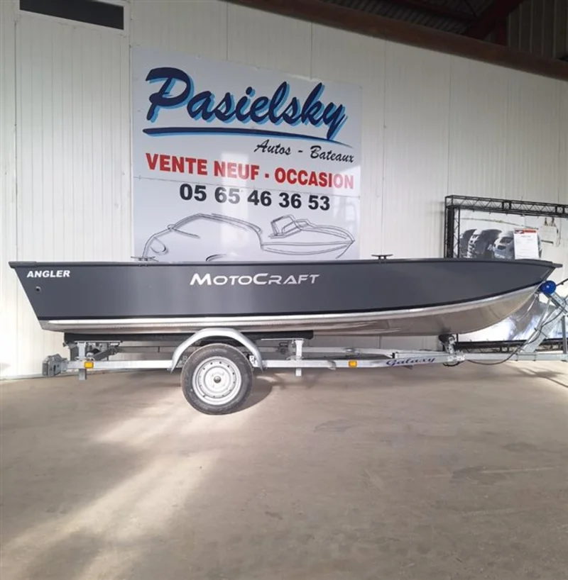 Barque de pêche MotoCraft ANGLER 460