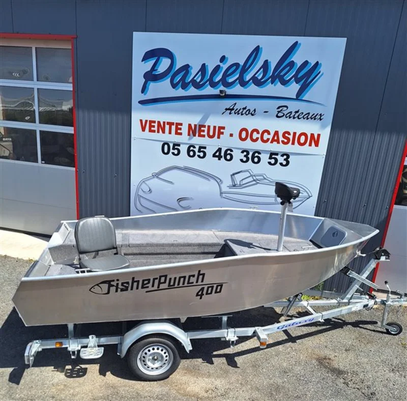 Bateau de pêche Fisher Punch 400 Standard