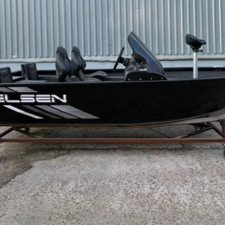 barque de peche, barque aluminium, velsen, bassboat